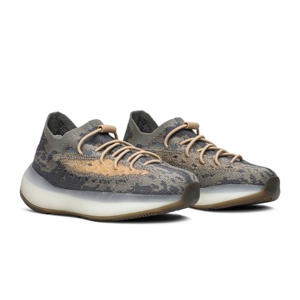 Yeezy Boost 380 (Infants). Size 9 1/2.